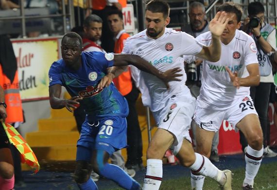 Nhận định soi kèo Rizespor vs Karagumruk lúc 00h00 ngày 4/11/2025